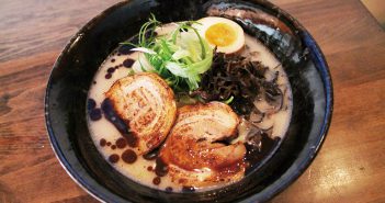 ムサシ塩ブラックラーメン