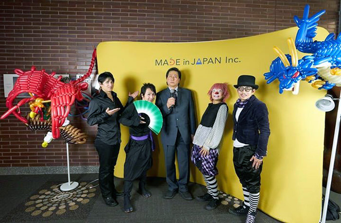 出演者の（左から）Syan、Ace-K、司会のKenji、ナナ、ヨッシー（撮影/Photo 原 知也 / Tomoya Hara）