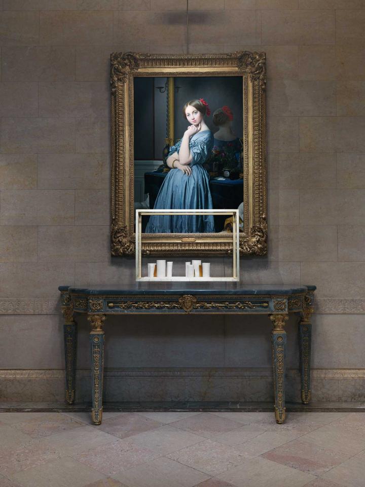エドマンド・ドゥ・バール氏の作品で先鋭的なインスタレーション展開
