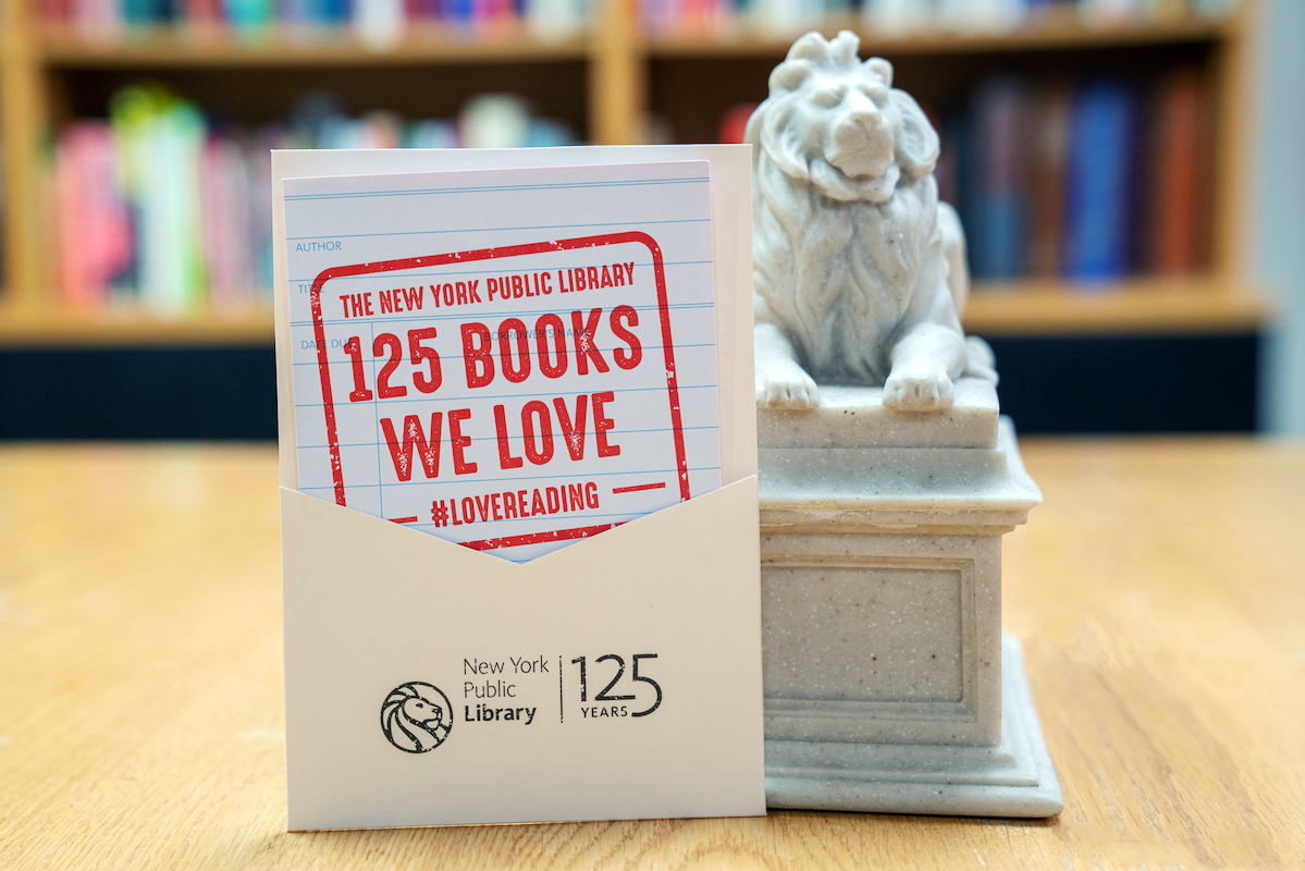 ペーパークラフト・ブックリスト「私たちが愛する125冊」（Jonathan Blanc / NYPL）