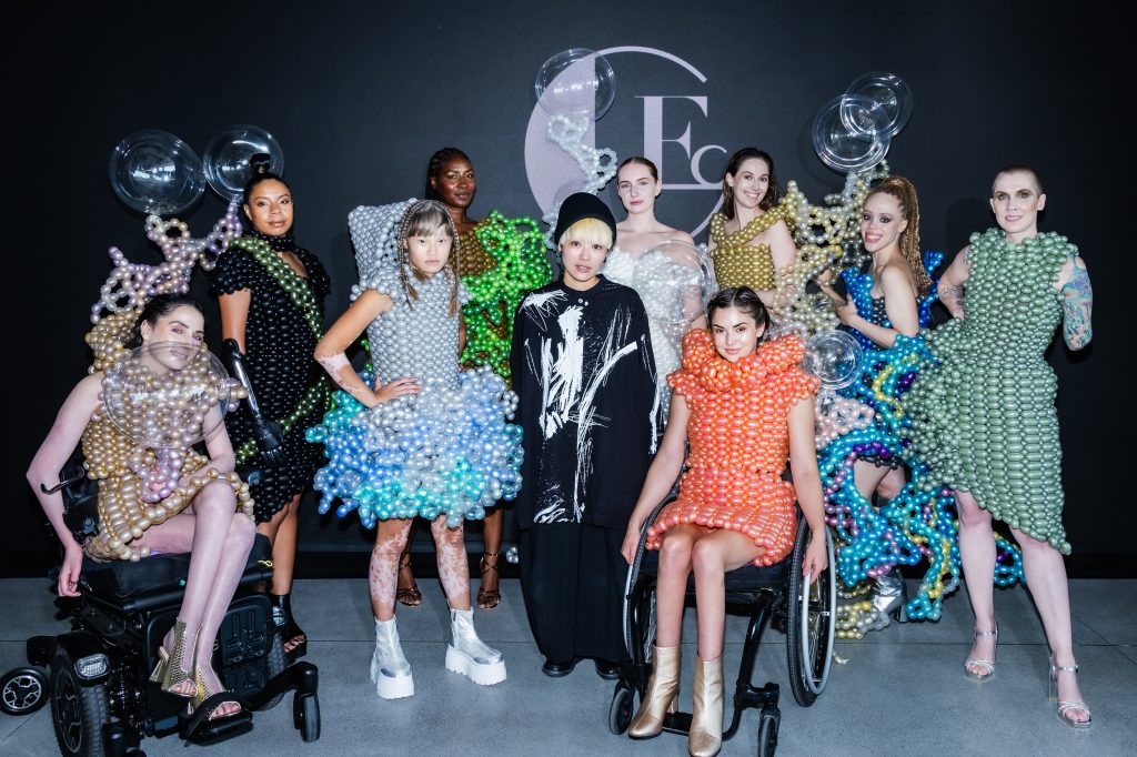 New York Fashion Week 2026SS『DIVERSITY』—神宮エミがバルーンで描く、命のきらめきと多様性。モデルたちと共に織りなす唯一無二の瞬間