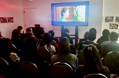 上映会の模様＝10月15日、ニューヨーク