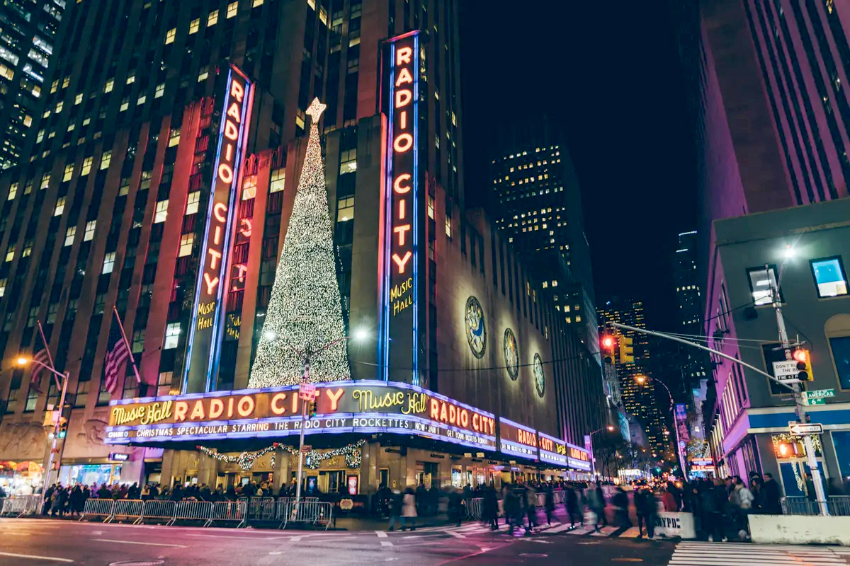 Radio-City-Music-Hall.jpg