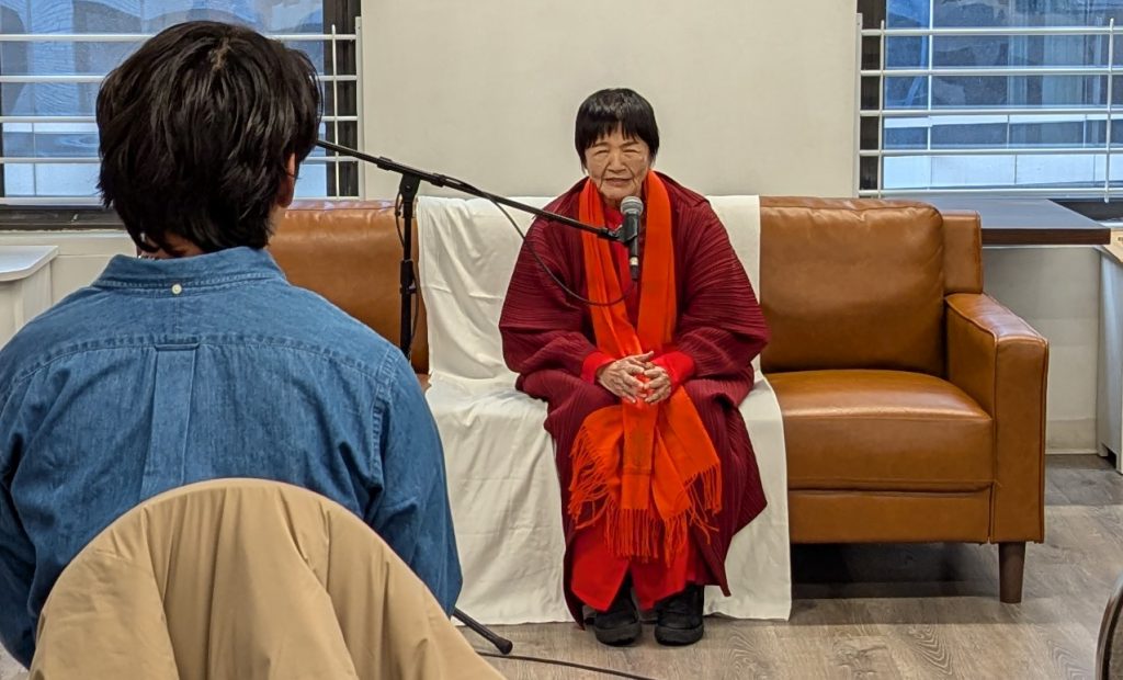 法話会の様子＝12月20日、ニューヨーク