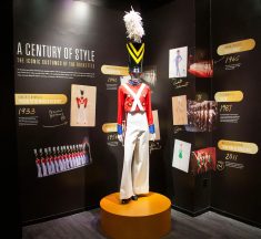 【11月13日～１月５日】『ロケッツ100周年：シスターフッドの100年』展