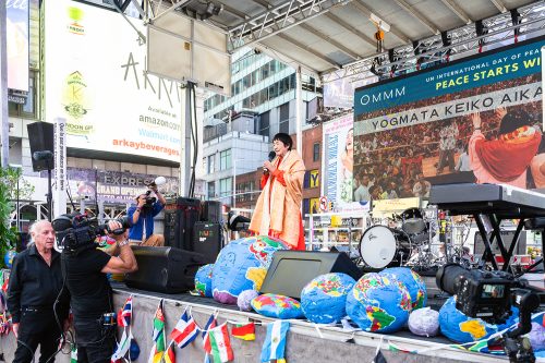 ９月20日Times Squareにおける国際平和デーのイベントにて