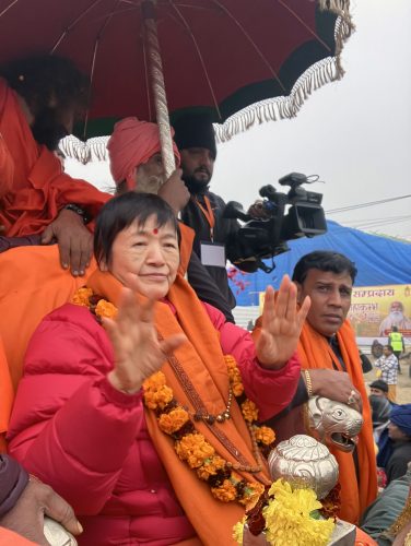 １月14日聖者のパレード（プラヤグラージのクンブメラにて）