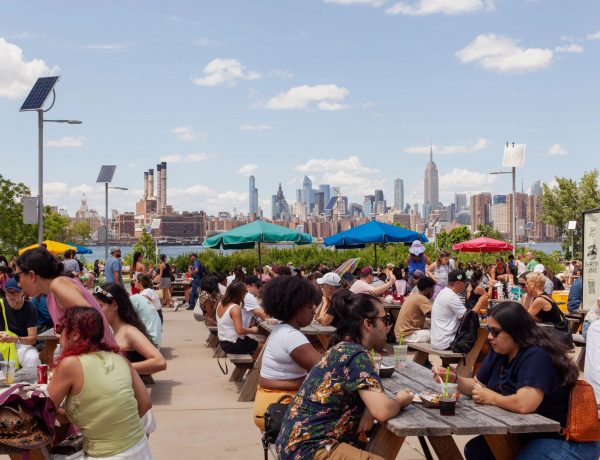 春のNYを味わう「Smorgasburg」が2026年シーズン開幕